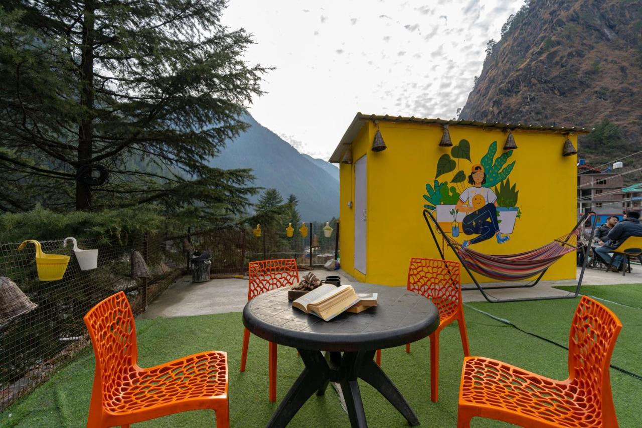 Nomads Hostel Kasol Kültér fotó