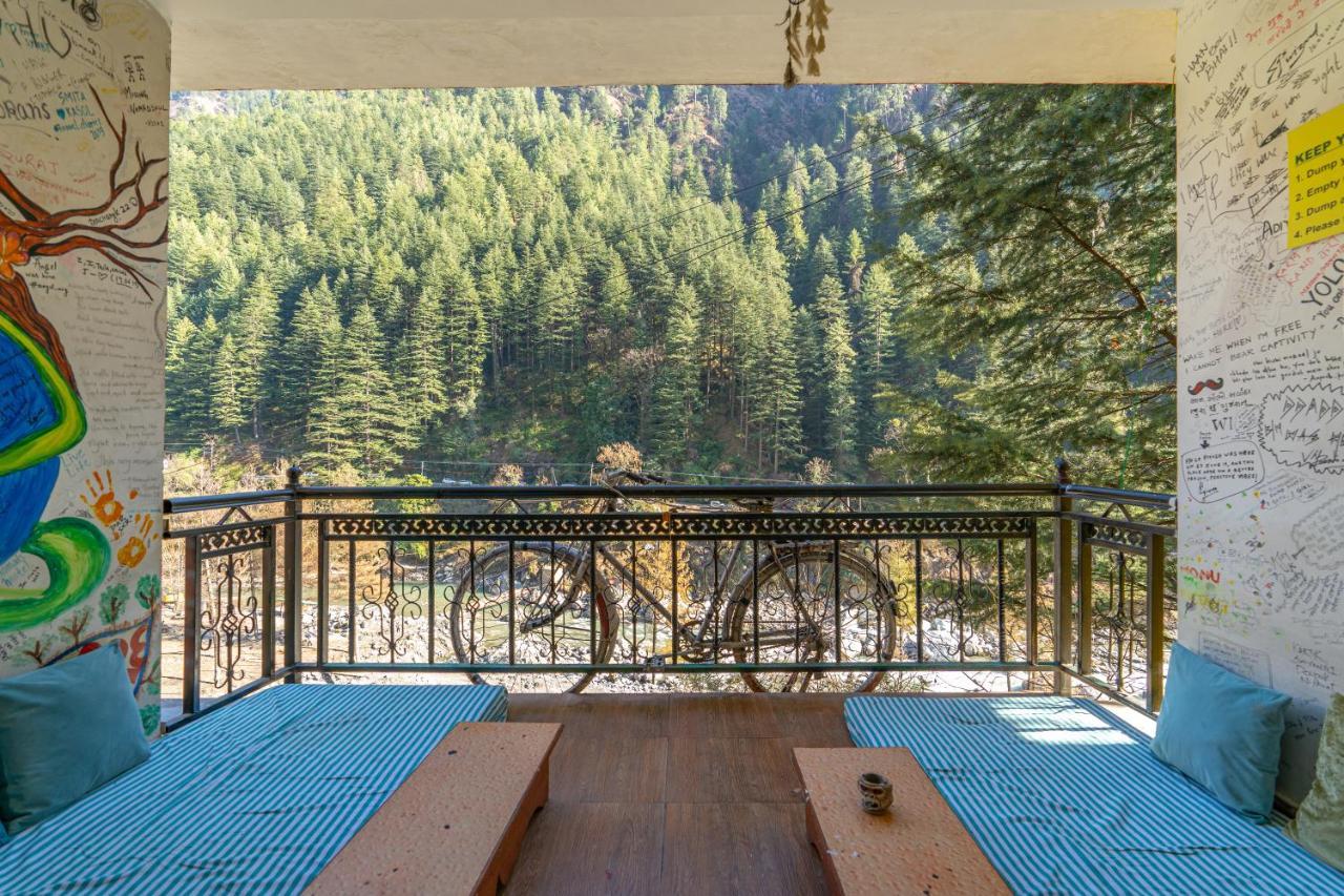 Nomads Hostel Kasol Kültér fotó