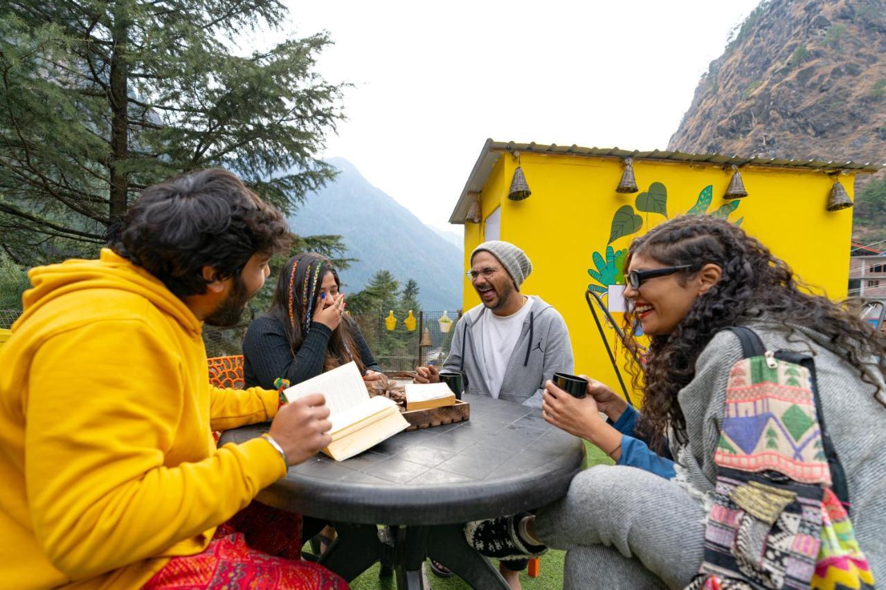Nomads Hostel Kasol Kültér fotó